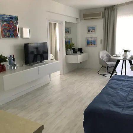 Apartment Sea View Larnaca