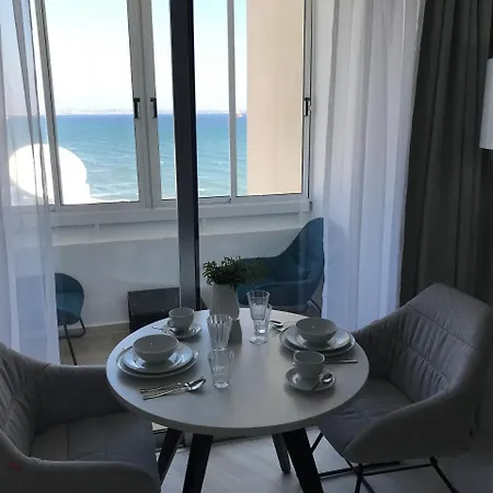 Sea View 公寓 拉纳卡