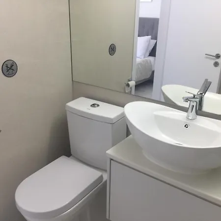 Sea View Ларнака